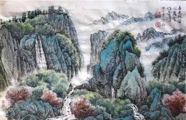 春色托碧水